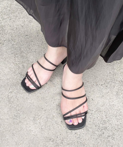 shopnikoniko（ショップニコニコ）の「ミュールサンダル ストラップ スクエア ヒール（サンダル・レディース・ホワイト/ブラック/ブラウン/カーキ・LL/S/M/L）」の12枚目の写真