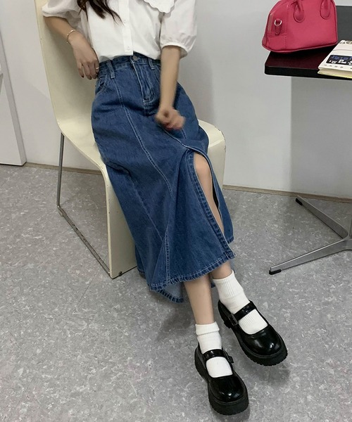 ANOTHER S（アナザーエス）の「フロントスリット マーメイドライン ロングデニムスカート（スカート・レディース・ブルー・S/M/L）」の3枚目の写真