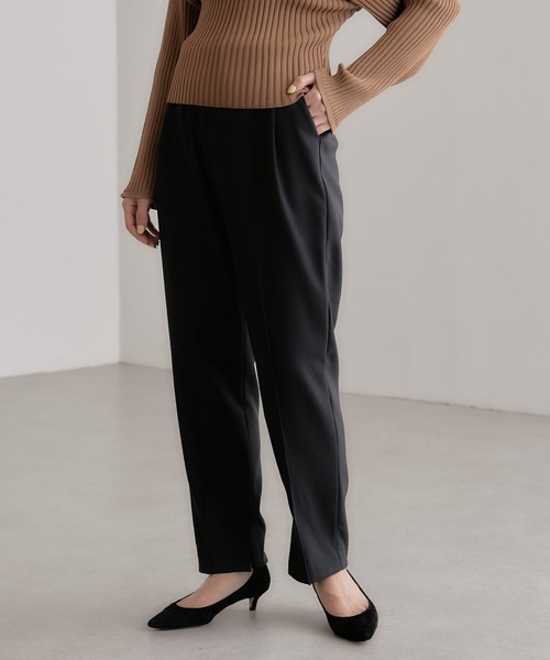 COLLAGE GALLARDAGALANTE(コラージュガリャルダガランテ)の「美シルエット/フルダルテーパードパンツ/手洗い可(スラックス・レディース・ブラック/ホワイト・0/1)」の12枚目の写真