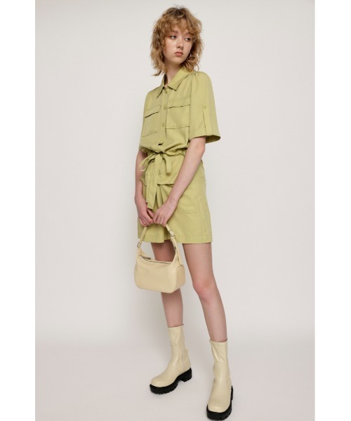 SLY（スライ）の「ROUND TOE CHUNKY FIT BOOTS ラウンドトゥ チャンキー フィットブーツ 厚底 ボリュームソール（ブーツ・レディース・ブラック/ベージュ・MEDIUM/LARGE/SMALL）」の19枚目の写真