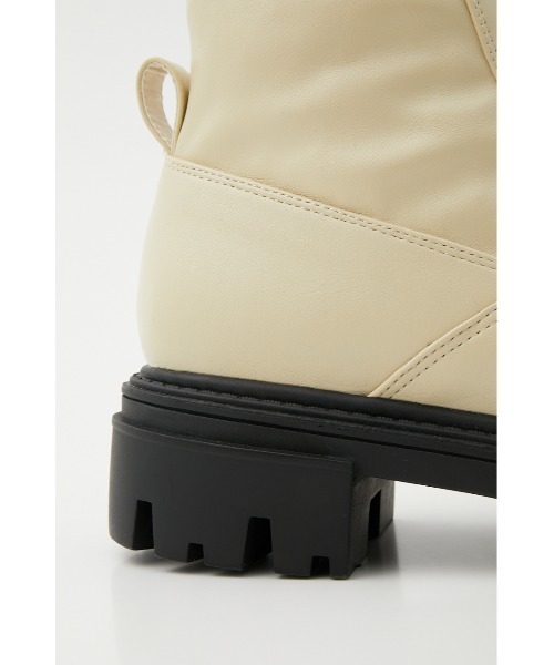 SLY（スライ）の「ROUND TOE CHUNKY FIT BOOTS ラウンドトゥ チャンキー フィットブーツ 厚底 ボリュームソール（ブーツ・レディース・ブラック/ベージュ・MEDIUM/LARGE/SMALL）」の16枚目の写真