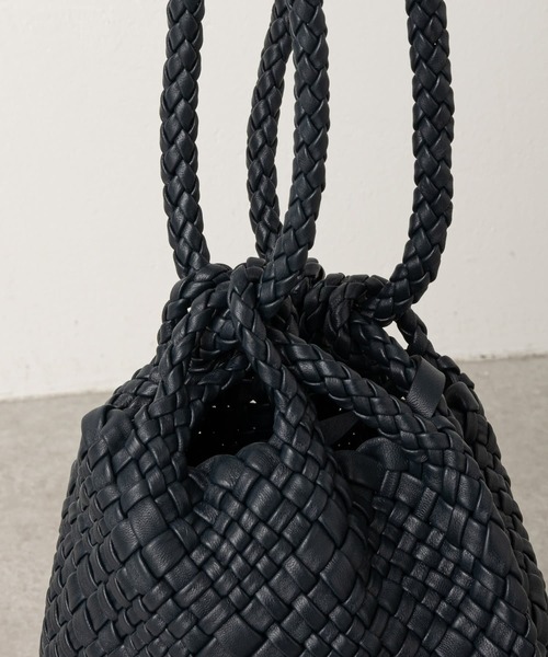 BEARDSLEY（ビアズリー）の「《FALORNI》巾着レザーバッグ（トートバッグ・レディース・ブラック・FREE）」の8枚目の写真