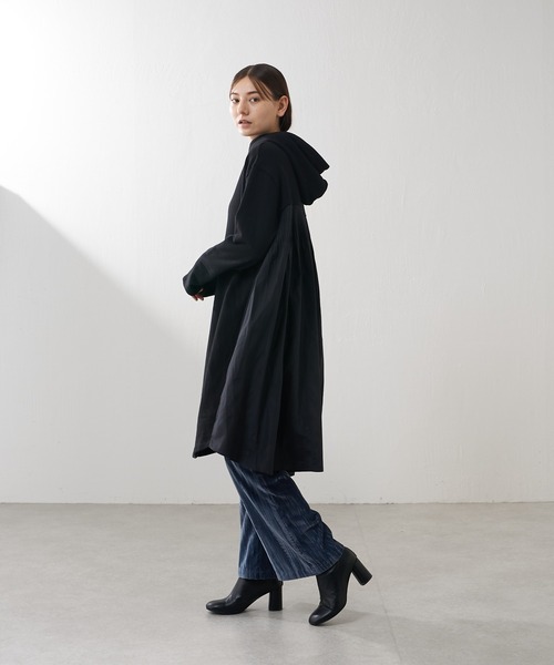 Lui's（ルイス）の「バックプリーツフーディープルオーバー（Tシャツ/カットソー・レディース・ブラック/グレー・FREE）」の7枚目の写真