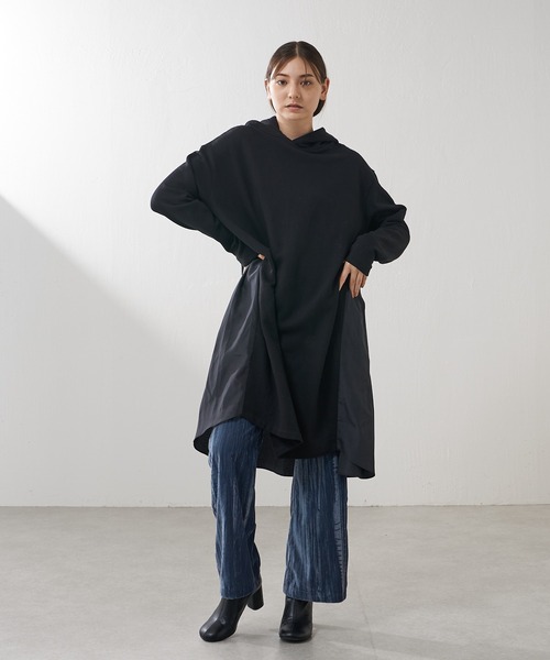 Lui's（ルイス）の「バックプリーツフーディープルオーバー（Tシャツ/カットソー・レディース・ブラック/グレー・FREE）」の10枚目の写真