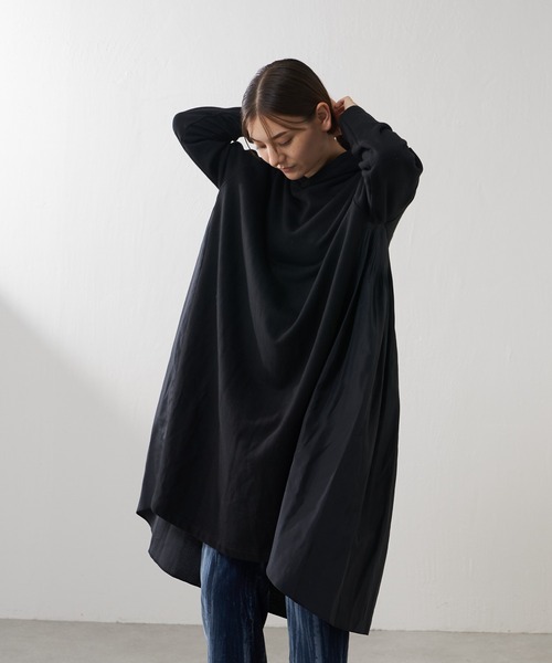 Lui's（ルイス）の「バックプリーツフーディープルオーバー（Tシャツ/カットソー・レディース・ブラック/グレー・FREE）」の5枚目の写真