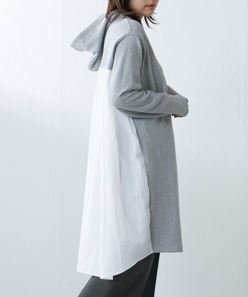 Lui's（ルイス）の「バックプリーツフーディープルオーバー（Tシャツ/カットソー・レディース・ブラック/グレー・FREE）」の21枚目の写真