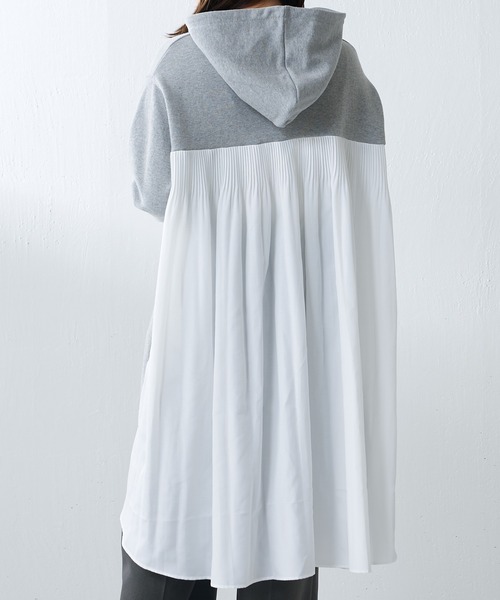 Lui's（ルイス）の「バックプリーツフーディープルオーバー（Tシャツ/カットソー・レディース・ブラック/グレー・FREE）」の22枚目の写真