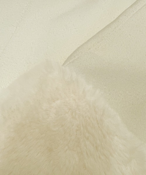 JUNOAH（ジュノア）の「袖口ファーノーカラーコート（ノーカラーコート・レディース・アイボリー/ブラック/ピンク系その他・MEDIUM/LARGE/X-LARGE）」の18枚目の写真