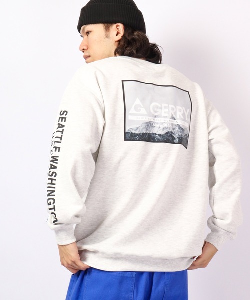 GERRY（ジェリー）の「GERRY 裏毛ロゴバック＆スリーブプリント ビッグシルエット クルーネックプルオーバー（スウェット・メンズ・ホワイト/アッシュグレー/ブラック/ブルー・LL/M/L）」の3枚目の写真