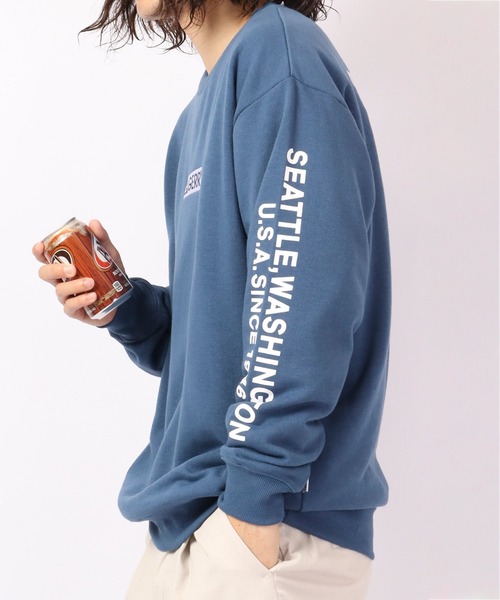GERRY（ジェリー）の「GERRY 裏毛ロゴバック＆スリーブプリント ビッグシルエット クルーネックプルオーバー（スウェット・メンズ・ホワイト/アッシュグレー/ブラック/ブルー・LL/M/L）」の20枚目の写真