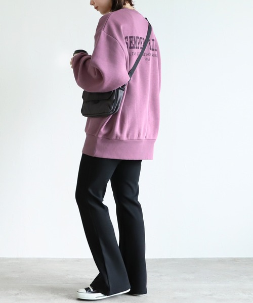 reca(レカ)の「オーバーサイズバッグプリント裏起毛スウェット(スウェット・レディース・ベージュ/パープル/チャコールグレー・FREE)」の5枚目の写真