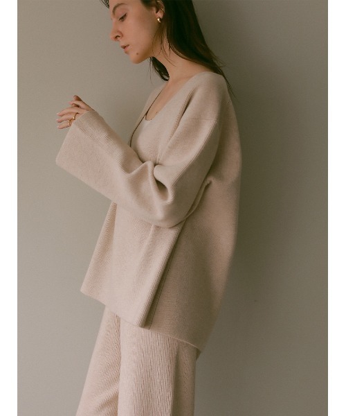 Stylevoice for xxx（スタイルヴォイスフォー）の「リブニットワイドパンツ(セットアップ対応)（その他パンツ・レディース・ライトベージュ/ブラック・FREE）」の4枚目の写真