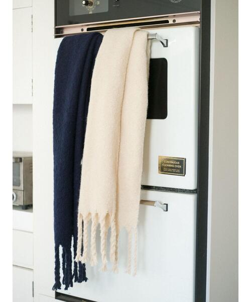 Lugnoncure（ルノンキュール）の「無地ブークレストール（ストール/ショール・レディース・イエロー/ネイビー/オフホワイト・ﾌﾘ-）」の18枚目の写真