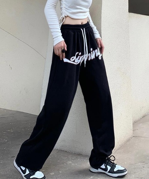 gossip！ロサンゼルス（ゴシップロサンゼルス）の「フロントロゴ