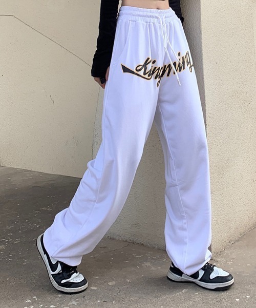 gossip！ロサンゼルス（ゴシップロサンゼルス）の「フロントロゴ