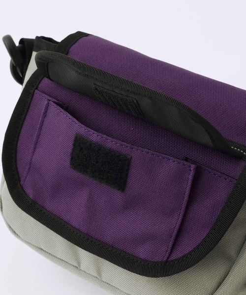 X-girl(エックスガール)の「FLAP POCKET MINI SHOULDER BAG(ショルダーバッグ・レディース・ブラック/マルチ・ONE SIZE)」の12枚目の写真