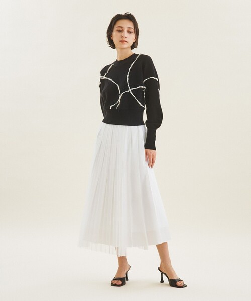 GRACE CONTINENTAL（グレースコンチネンタル）の「パールラインニットトップ（ニット/セーター・レディース・ホワイト/ブラック・36）」の19枚目の写真
