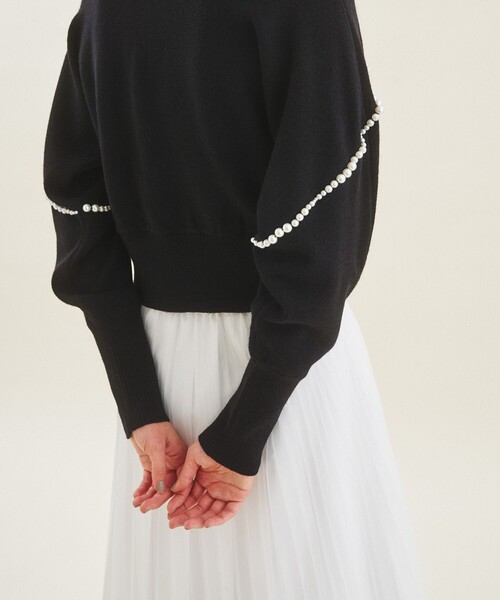 GRACE CONTINENTAL（グレースコンチネンタル）の「パールラインニットトップ（ニット/セーター・レディース・ホワイト/ブラック・36）」の22枚目の写真