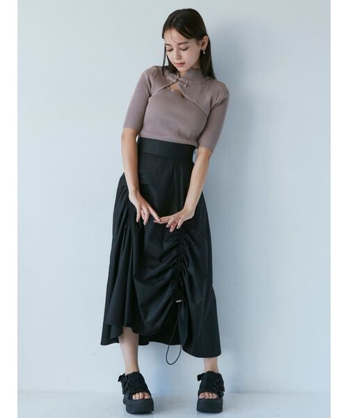 MURUA（ムルーア）の「チャイナタイトハーフニット（ニット/セーター・レディース・ブラック/ダークグリーン/ブルー/ベージュ・FREE）」の11枚目の写真