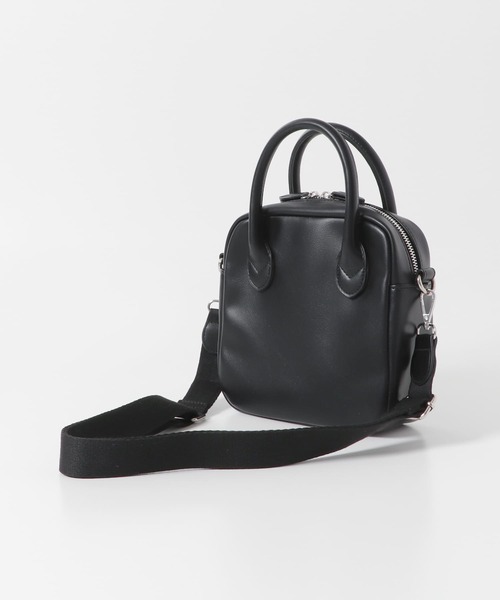 URBAN RESEARCH DOORS(アーバンリサーチドアーズ)の「スクエアショルダーバッグ(ショルダーバッグ・レディース・ブラック/ライトベージュ・-)」の7枚目の写真