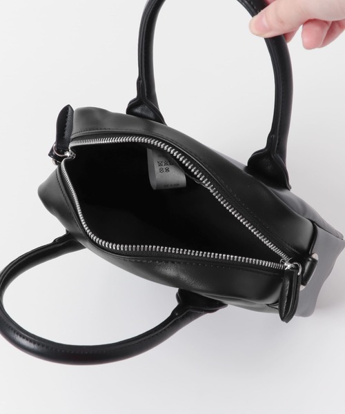 URBAN RESEARCH DOORS(アーバンリサーチドアーズ)の「スクエアショルダーバッグ(ショルダーバッグ・レディース・ブラック/ライトベージュ・-)」の9枚目の写真