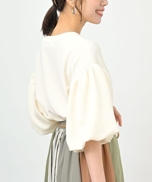 rps(アールピーエス)の「バルーンスリーブジャガードプルオーバー(Tシャツ/カットソー・レディース・オフホワイト/ダークグリーン/グレイッシュベージュ/ブラック・フリー)」の21枚目の写真