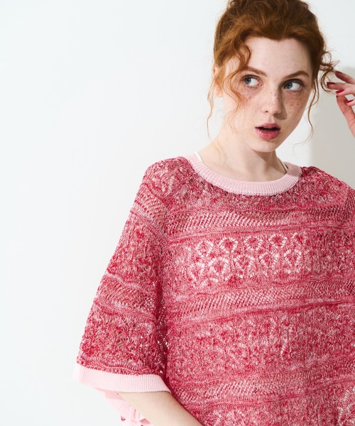 MERLOT（メルロー）の「クロシェ編みニットポンチョ（その他トップス・レディース・イエロー/ライトグリーン/ピンク・FREE）」の3枚目の写真