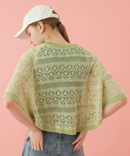 MERLOT（メルロー）の「クロシェ編みニットポンチョ（その他トップス・レディース・イエロー/ライトグリーン/ピンク・FREE）」の10枚目の写真
