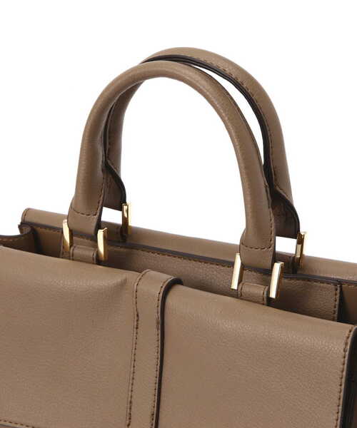 N.（N. Natural Beauty Basic）（エヌエヌナチュラルビューティーベーシック）の「ひねり金具ベルトデザイントートバッグ（トートバッグ・レディース・ブラック/ベージュ・ﾌﾘ-）」の8枚目の写真