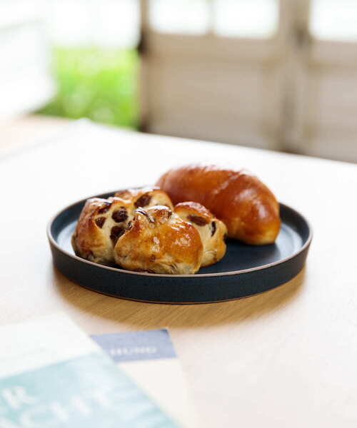 URBAN RESEARCH DOORS(アーバンリサーチドアーズ)の「DOORS LIVING PRODUCTS comfy プレート19cm(食器・レディース・アイボリー/ネイビー・-)」の10枚目の写真