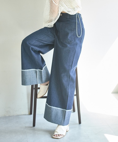 Kastane(カスタネ)の「【サイズ展開あり】バギーデニムパンツ(デニムパンツ・レディース・インディゴブルー/ブルー・1/0)」の18枚目の写真