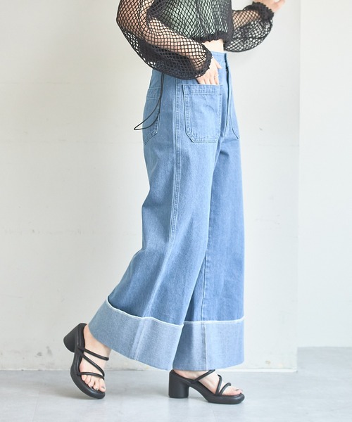 Kastane(カスタネ)の「【サイズ展開あり】バギーデニムパンツ(デニムパンツ・レディース・インディゴブルー/ブルー・1/0)」の5枚目の写真
