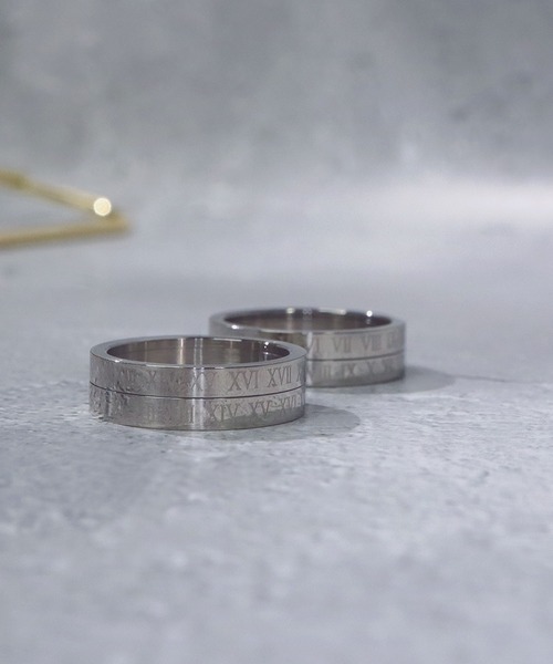 SBG（エスビー）の「SBG ローマ数字ジョイントロールリング（リング・メンズ・シルバー・18号/16号/21号）」の3枚目の写真