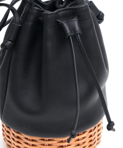 ikot（イコット）の「【ikot/イコット】[THE]シリーズ  ラタン&レザーバッグ IK22302（ショルダーバッグ・レディース・その他1・FREE）」の5枚目の写真