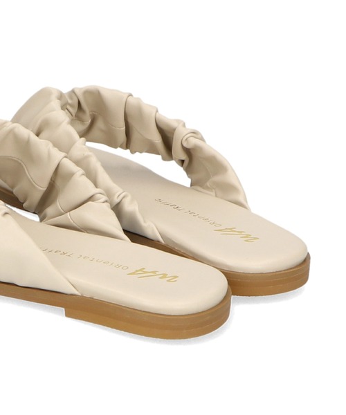 ■ギャザートングフラットサンダル/32213（サンダル）｜WA ORiental TRaffic（ダブルエーオリエンタルトラフィック）