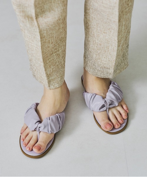 ■ギャザートングフラットサンダル/32213（サンダル）｜WA ORiental TRaffic（ダブルエーオリエンタルトラフィック）