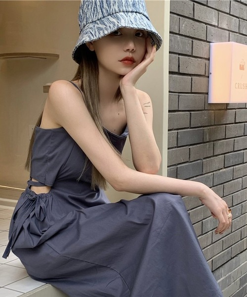 LYEON(リヨン)の「サイドオープンキャミワンピース(ワンピース・レディース・グレー・FREE)」の7枚目の写真