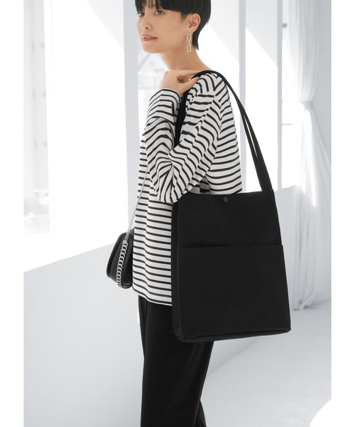 STYLE DELI(スタイルデリ)の「【サブBAG用】キャンバス地ポケットトートバッグ(ショルダーバッグ・レディース・ブラック/ナチュラル・FREE)」の13枚目の写真