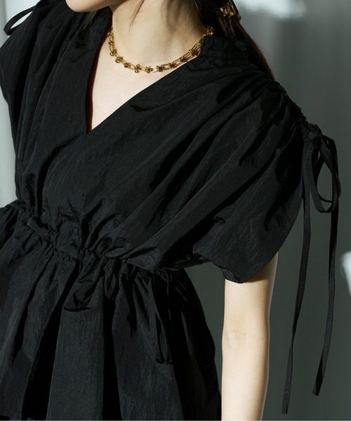 Ezick（エジック）の「Fairy taffeta シャーリングボリュームブラウス（シャツ/ブラウス・レディース・ブラック/ライトグレー/カーキブラウン・FREE）」の12枚目の写真