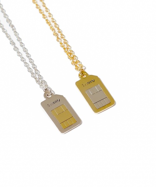Subciety(サブサエティ)の「BRASS SIM CARD NECKLACE(ネックレス・メンズ・シルバー/ゴールド・FREE)」の7枚目の写真