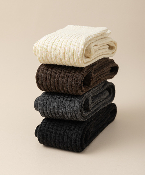 c.u.l（シーユーエル）の「シンプル無地 あったか ニーハイソックス cula694（ソックス/靴下・レディース・グレー/ブラウン/ブラック/アイボリー・FREE）」の18枚目の写真