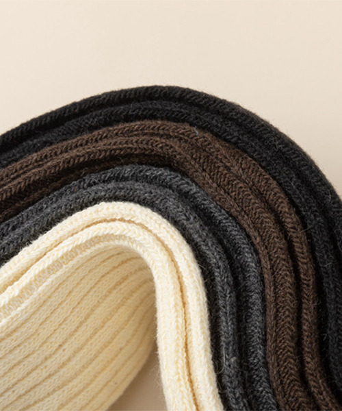 c.u.l（シーユーエル）の「シンプル無地 あったか ニーハイソックス cula694（ソックス/靴下・レディース・グレー/ブラウン/ブラック/アイボリー・FREE）」の21枚目の写真