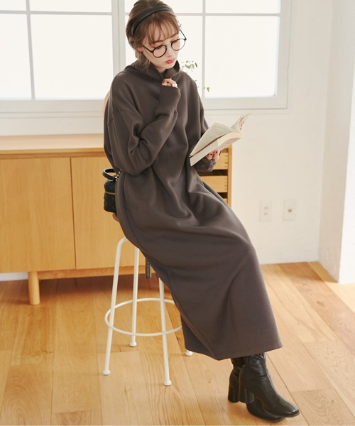 pgg☆ポリエステルヤーンハイネックワンピース☆サイズ0☆ネイビー pgg☆ポリエステルヤーンハイネックワンピース☆サイズ0