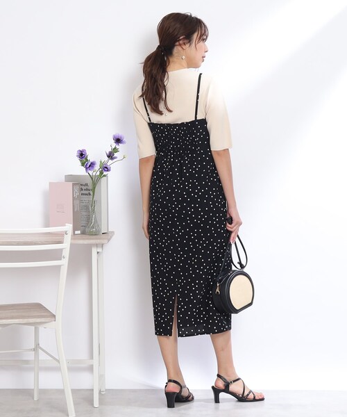 couture brooch（クチュールブローチ）の「◆【S-LL/インナーチェンジで秋まで使える。】サッカードットキャミワンピース（ワンピース・レディース・ブラック系/カーキ系・36/38/40/42）」の5枚目の写真