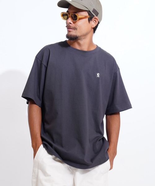 GIORDANO（ジョルダーノ）の「[ GIORDANO ] 6.2oz スモールライオン刺繍Tシャツ (ユニセックス)（Tシャツ/カットソー・レディース・ホワイト/ブラック/グリーン/杢グレー・MEDIUM/LARGE/X-LARGE）」の3枚目の写真