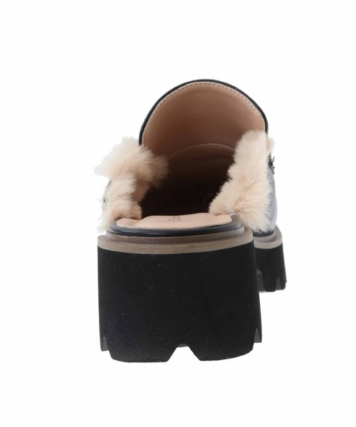 31 Sons de mode（トランテアン　ソン　ドゥ　モード）の「ファー付きローファー（ローファー・レディース・ブラック/クリーム・S/M/L）」の4枚目の写真