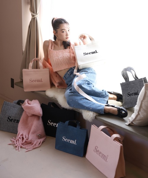 Seemi. byNICECLAUP（ シーミーバイナイスクラップ）の「Seemi.刺繍トートバッグ/ビッグA4サイズ（トートバッグ・レディース・ブラック/アイボリー/ホワイト系/ブルー/ピンク・FREE）」の9枚目の写真