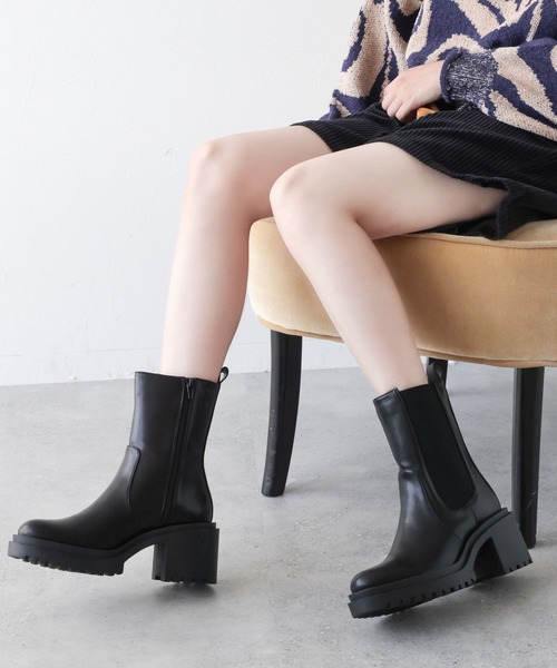 RAGEBLUE（レイジブルー）の「サイドゴアヒールブーツ（ブーツ・レディース・ブラック・MEDIUM/LARGE/SMALL）」の2枚目の写真
