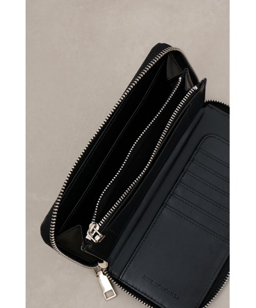 AZUL by moussy（アズールバイマウジー）の「AZUL ロゴエンボスロングウォレット（財布・メンズ・ブラック・FREE）」の8枚目の写真
