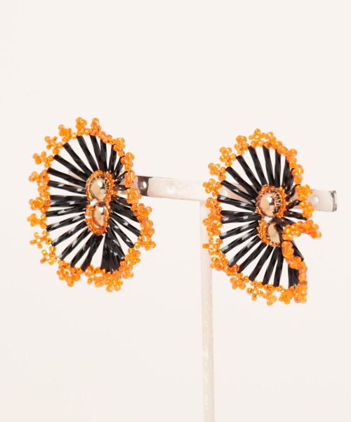 tone(トーン)の「【Tie】nami・ピアス(ピアス(両耳用)・レディース・ピンク/イエロー/グリーン/ホワイト/ブルー/オレンジ・FREE)」の6枚目の写真